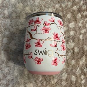 SWIG insulated wine cup - never used
